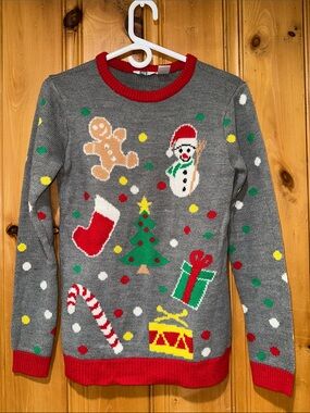 Tag Gray Crewneck Holiday Sweater with Red Trim